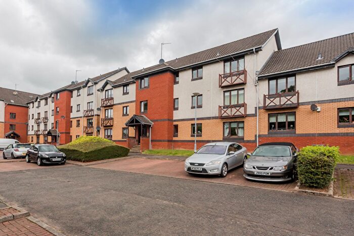 2 Bedroom Flat For Sale In Spoolers Road, Paisley, PA1