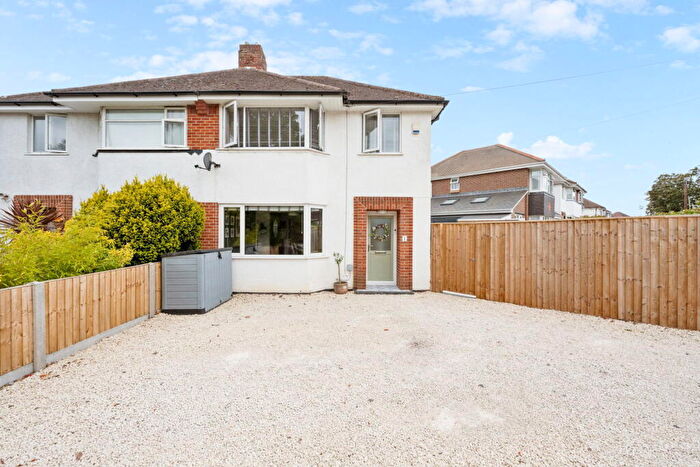 3 Bedroom Semi-Detached House For Sale In Deanscroft Road, Bournemouth, BH10