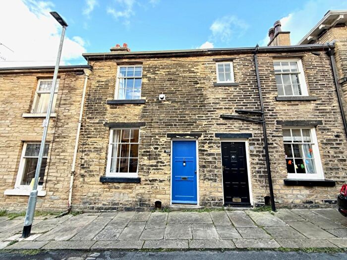 1 Bedroom Terraced House For Sale In Helen Street, Saltaire, Shipley, BD18