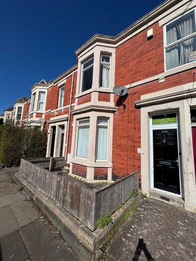 5 Bedroom Maisonette To Rent In Glenthorn Road, Jesmond, Newcastle Upon Tyne, NE2
