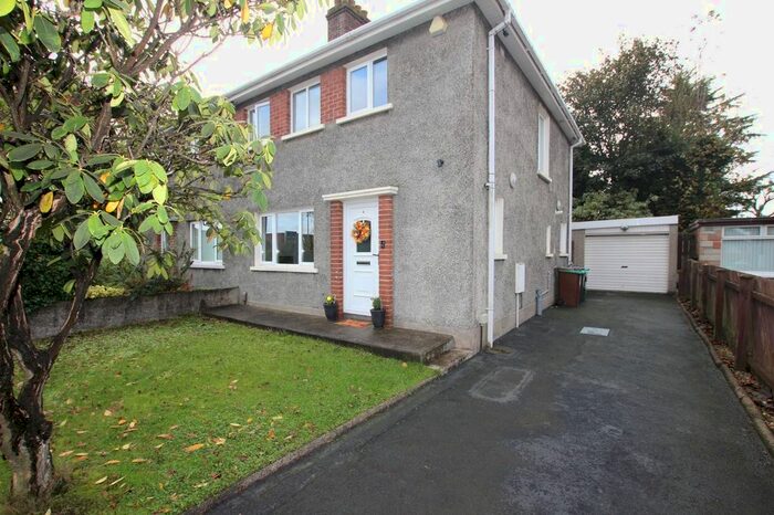 3 Bedroom Semi-Detached House For Sale In Mossgrove Park, Newtownabbey, County Antrim, BT36