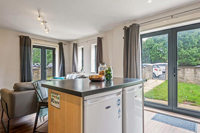 2 Bedroom House To Rent In The Mews, Bentley Lane, Leeds, LS6