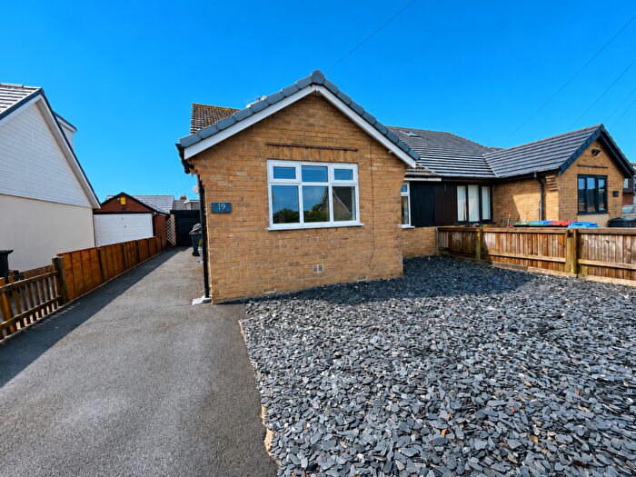 2 Bedroom Bungalow For Sale In Linden Avenue, Thornton, FY5