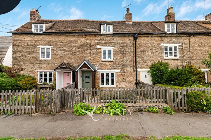 3 Bedroom Terraced House For Sale In Benefield Road, Oundle, Northamptonshire, PE8