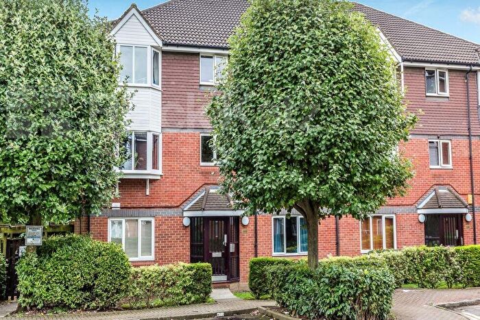 2 Bedroom Flat To Rent In Bunning Way, Caledonian Road, N7