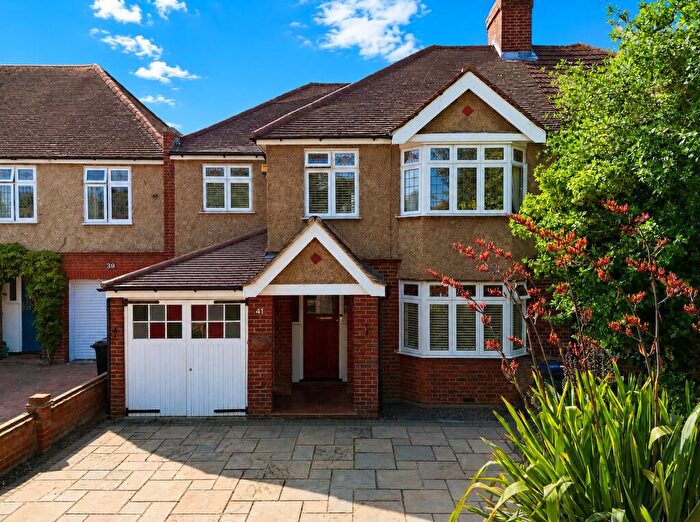 4 Bedroom Semi-Detached House For Sale In Bradleigh Avenue, Grays, RM17