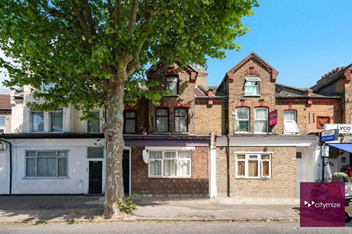 3 Bedroom Flat For Sale In Katherine Road, London, E6