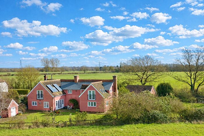 5 Bedroom Detached House For Sale In Noakes Lane, Little Waltham, Chelmsford, CM3