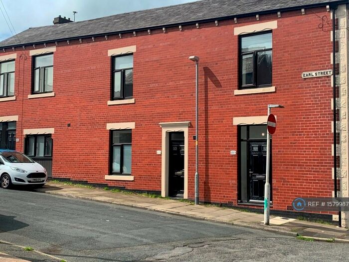 2 Bedroom Flat To Rent In Earl Street, Clayton Le Moors, Accrington, BB5