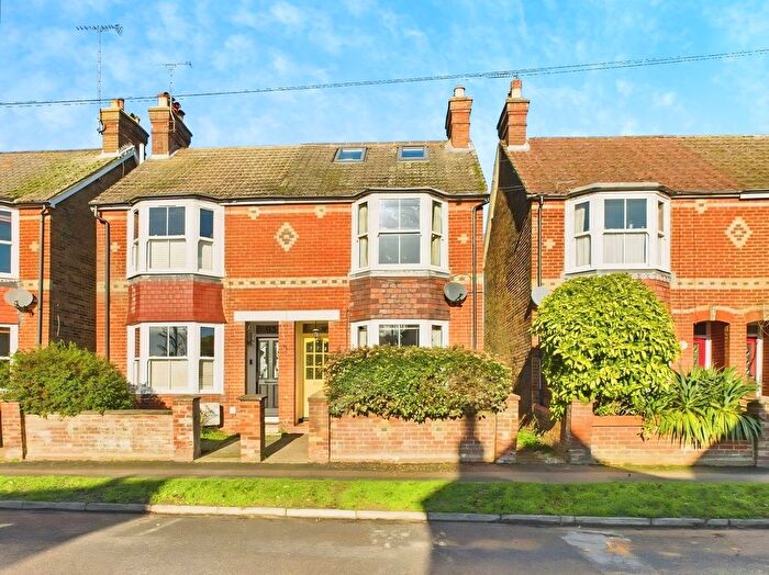 4 Bedroom Semi Detached House For Sale In St. Leonards Road, Horsham, RH13