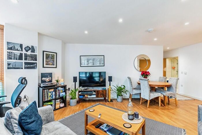 1 Bedroom Flat For Sale In Wharf Approach, Leeds, LS1