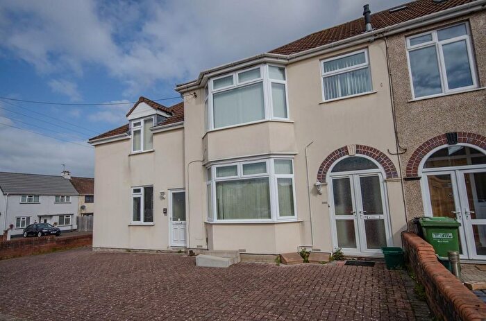 1 Bedroom Flat For Sale In Jubilee Crescent, Mangotsfield, Bristol, BS16