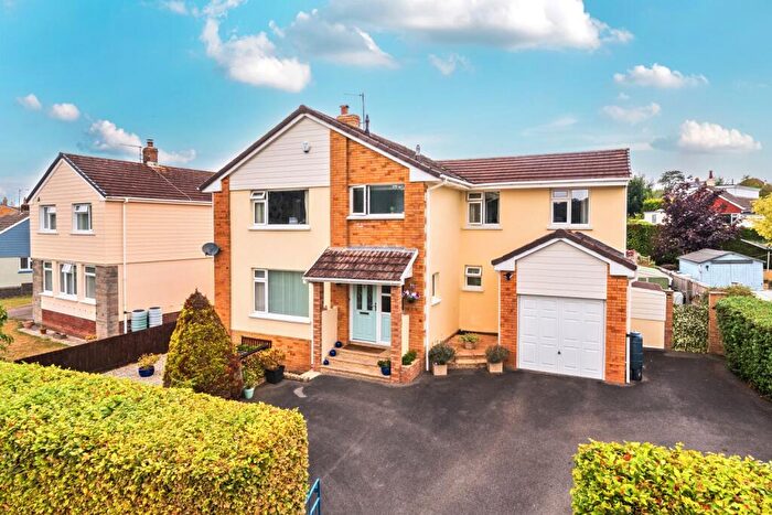 4 Bedroom Detached House For Sale In Philip Avenue, Barnstaple, EX31