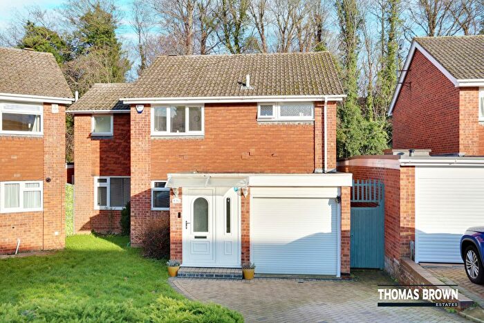 3 Bedroom Detached House For Sale In Arne Grove, Orpington, BR6