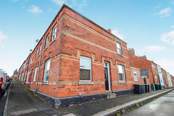 2 Bedroom Terraced House To Rent In Westfield Street, Higham Ferrers, NN10