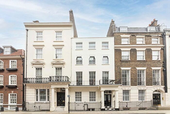 4 Bedroom Terraced House To Rent In Park Street, Mayfair, W1K