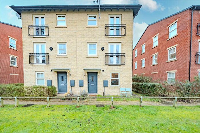 2 Bedroom Terraced House For Sale In Holts Crest Way, Leeds, West Yorkshire, LS12