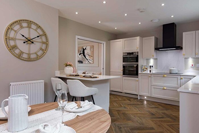 5 Bedroom Detached House For Sale In "The Aireton - Plot " At Bovingdon Grange Meadows, Meadow Drive, Green Lane, Bovingdon, HP3