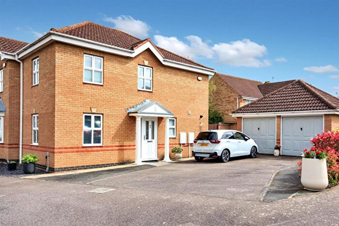 4 Bedroom Detached House For Sale In Bourton Way, Wellingborough, NN8