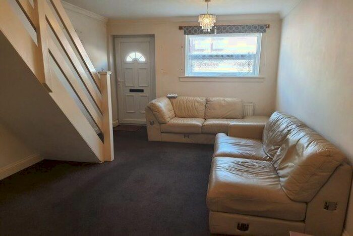 2 Bedroom Flat To Rent In High Street North, Dunstable LU6