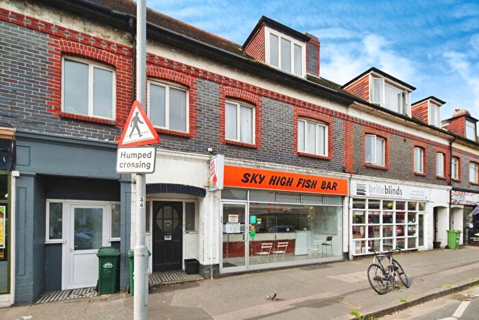 2 Bedroom Flat To Rent In Portland Road, BN3