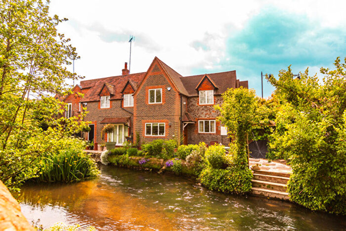 3 Bedroom End Of Terrace House To Rent In High Street, Pangbourne, Reading, Berkshire, RG8
