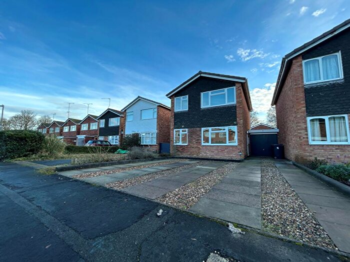 3 Bedroom Detached House To Rent In Burges Grove, Leamington Spa, CV34