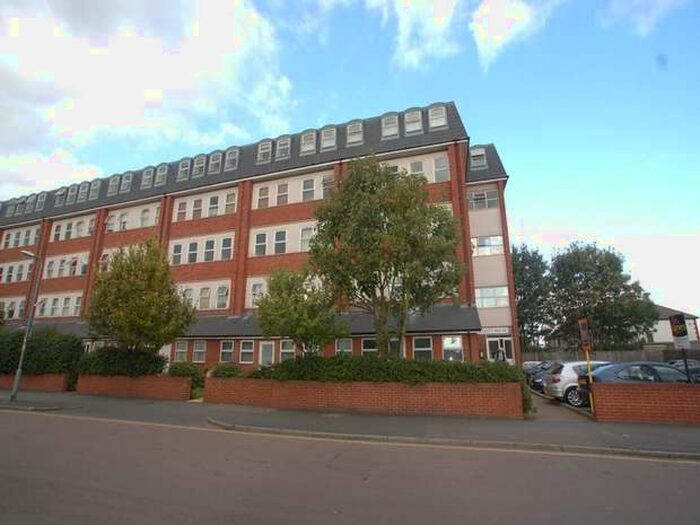 2 Bedroom Flat To Rent In Trinity House, Trinity Lane, Waltham Cross, Hertfordshire, EN8