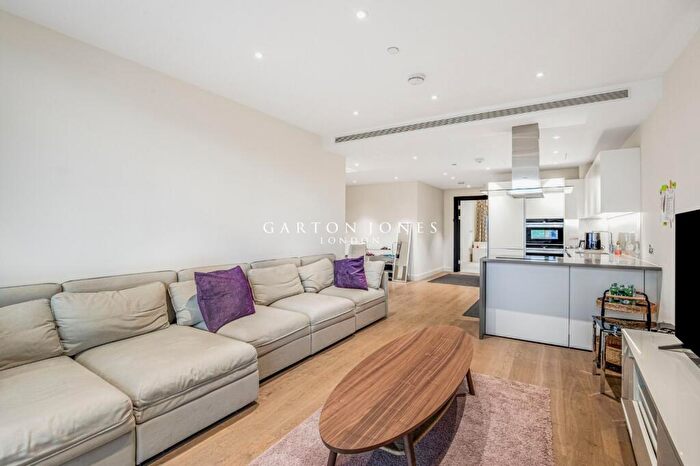 2 Bedroom Apartment For Sale In Cascade Court, Sopwith Way, London, SW11
