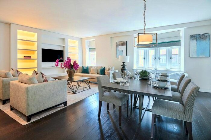 1 Bedroom Flat To Rent In Duke Street, Mayfair, W1K