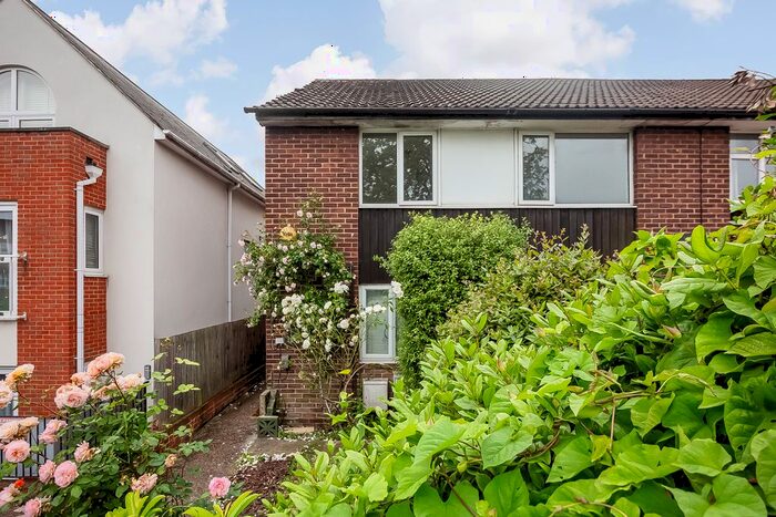 2 Bedroom Maisonette To Rent In Tennison Road, London, SE25