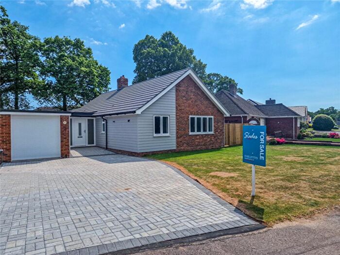 3 Bedroom Bungalow For Sale In Braemar Drive, Highcliffe, Christchurch, Dorset, BH23