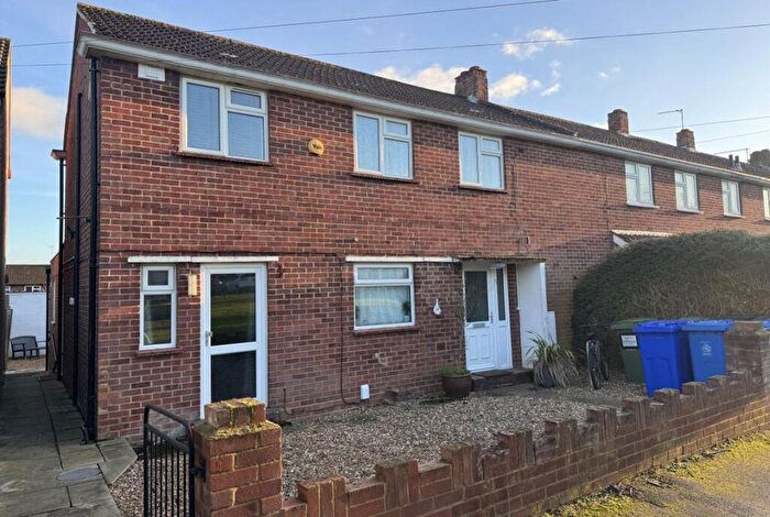 1 Bedroom Flat To Rent In Rydings, Windsor, SL4