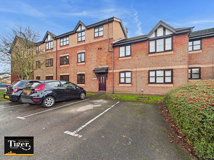 2 Bedroom Flat For Sale In Mythop Road, Blackpool, FY4