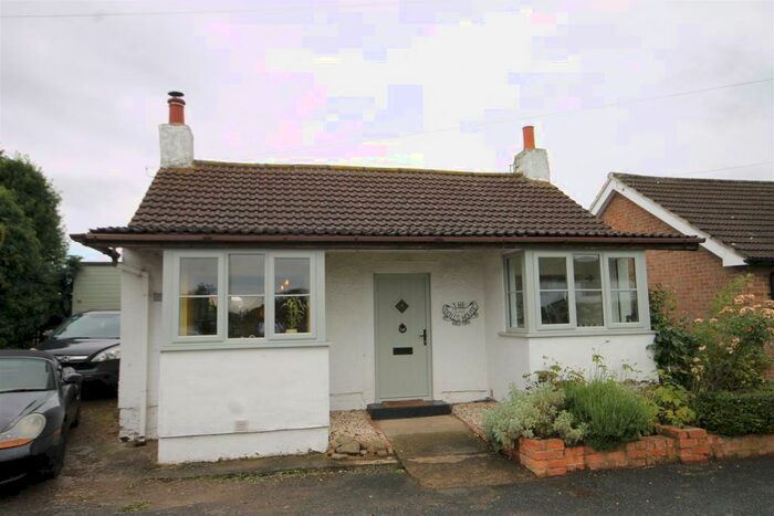 3 Bedroom Detached Bungalow For Sale In Great Fencote, Northallerton, DL7