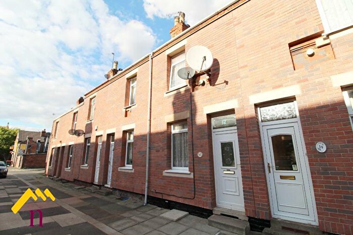 2 Bedroom Terraced House To Rent In Lindum Street, Hexthorpe, Doncaster, DN4