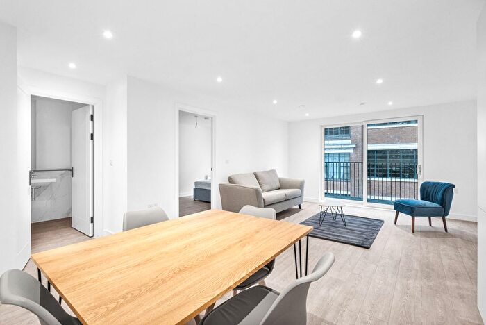 1 Bedroom Flat To Rent In Apt The Burj Digbeth, Birmingham, B12