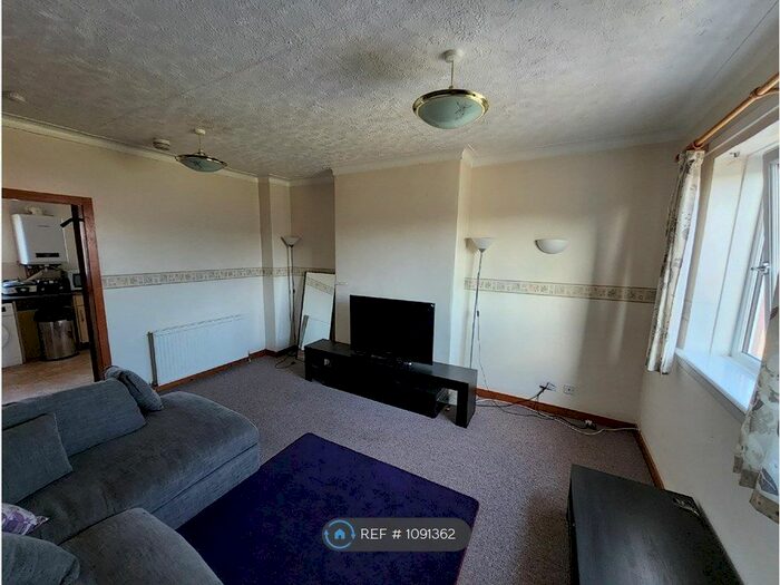 3 Bedroom Flat To Rent In East Castle Street, Clackmannanshire, FK10