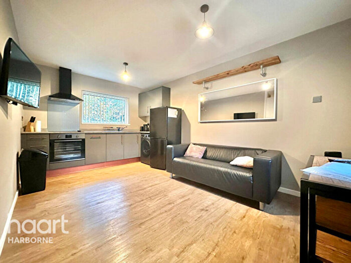 2 Bedroom Flat To Rent In Metchley Drive, Harborne, B17