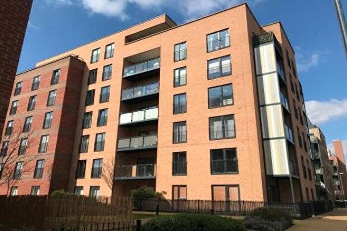 2 Bedroom Flat To Rent In Maxwell Road, Romford, RM7