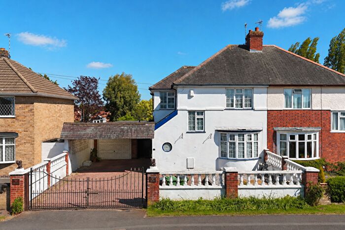 3 Bedroom Semi-Detached House For Sale In Liberty Road, Glenfield, Leicester, Leicestershire, LE3