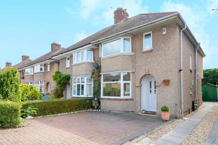 4 Bedroom Semi-Detached House To Rent In Stanway Road, Headington, OX3