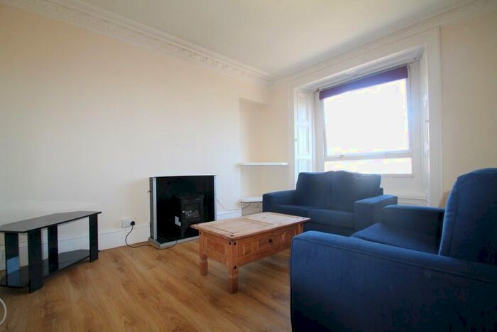 1 Bedroom Flat To Rent In Springhill, Dundee, DD4