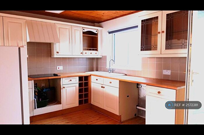 1 Bedroom Semi-Detached House To Rent In Silk Mill Approach, Leeds, LS16