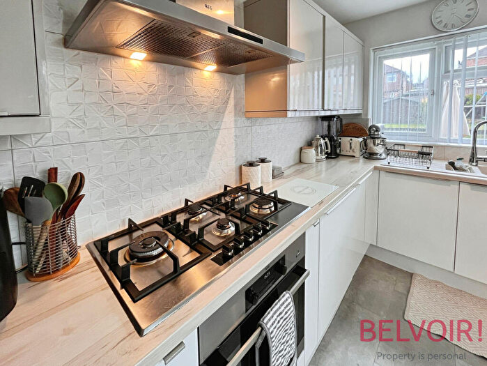 3 Bedroom Semi-Detached House To Rent In Greenwich Avenue, Cinderhill, NG6