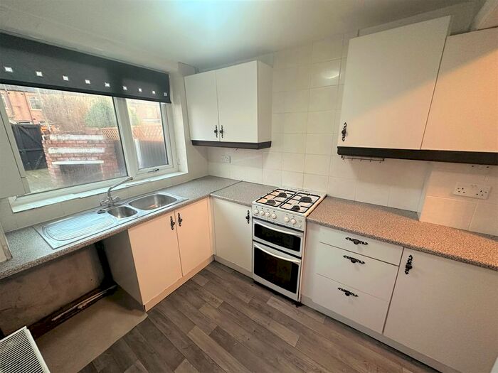 3 Bedroom Terraced House To Rent In Beardshaw Avenue, Blackpool, FY1