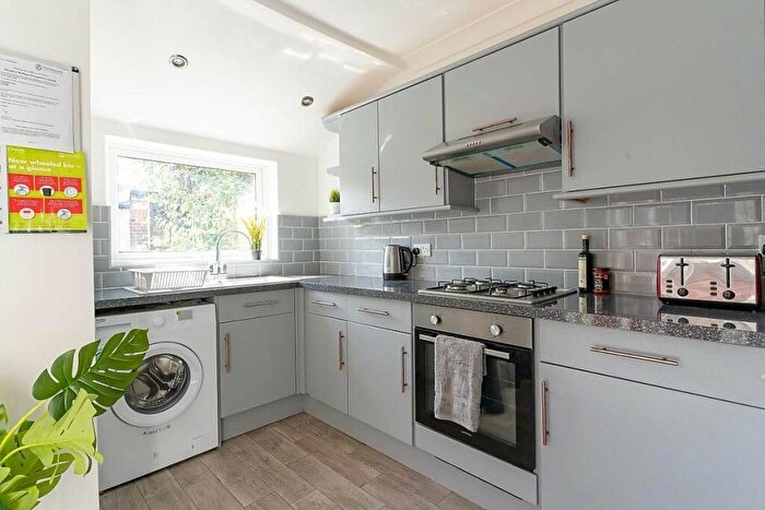 5 Bedroom Terraced House To Rent In Manners Road, Southsea, Hampshire, PO4