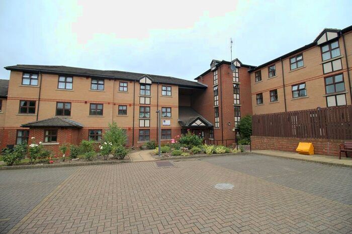 1 Bedroom Flat To Rent In High Moor Court, Cowgate, Newcastle Upon Tyne, NE5