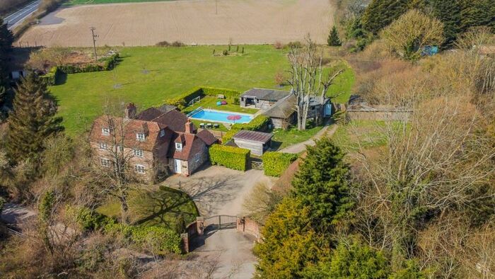 5 Bedroom Detached House For Sale In Holm Mill Lane, Harrietsham, Maidstone, ME17