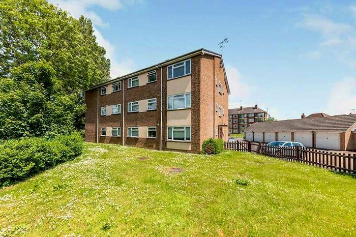 1 Bedroom Apartment To Rent In Hazelwood Court, Hazelwood Close, Hitchin, Hertfordshire, SG5